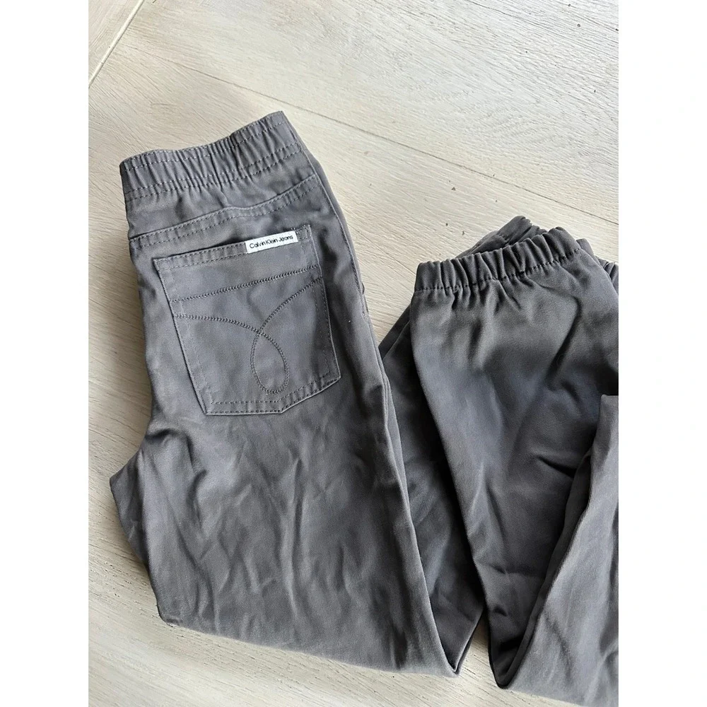 Calvin Klein Jeans Kids Jogger Pants Gray Cuffed Size 5 Lot‎ of 2! Twins Uniform